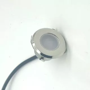 Mi különbözteti meg ezeket a tengeri csónak kabin vízálló LED -es lámpáit minden hajóra?